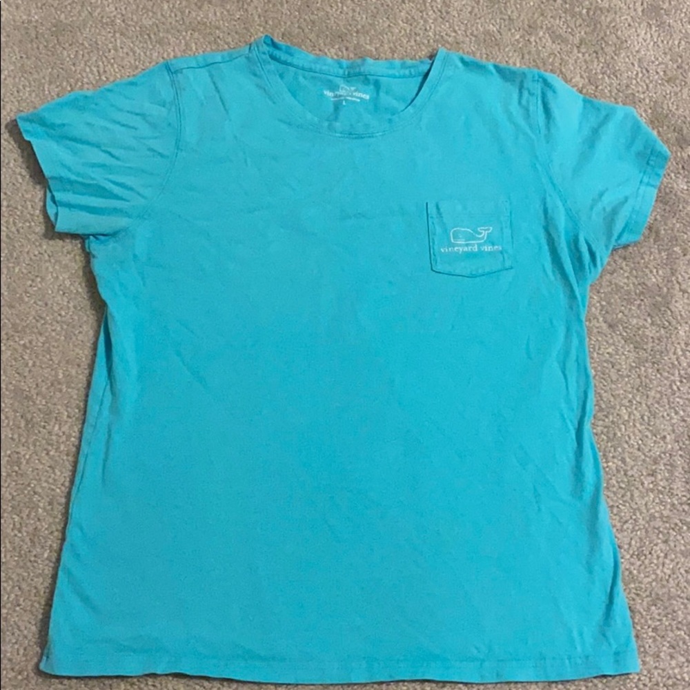 Vineyard Vines pocket T-shirt